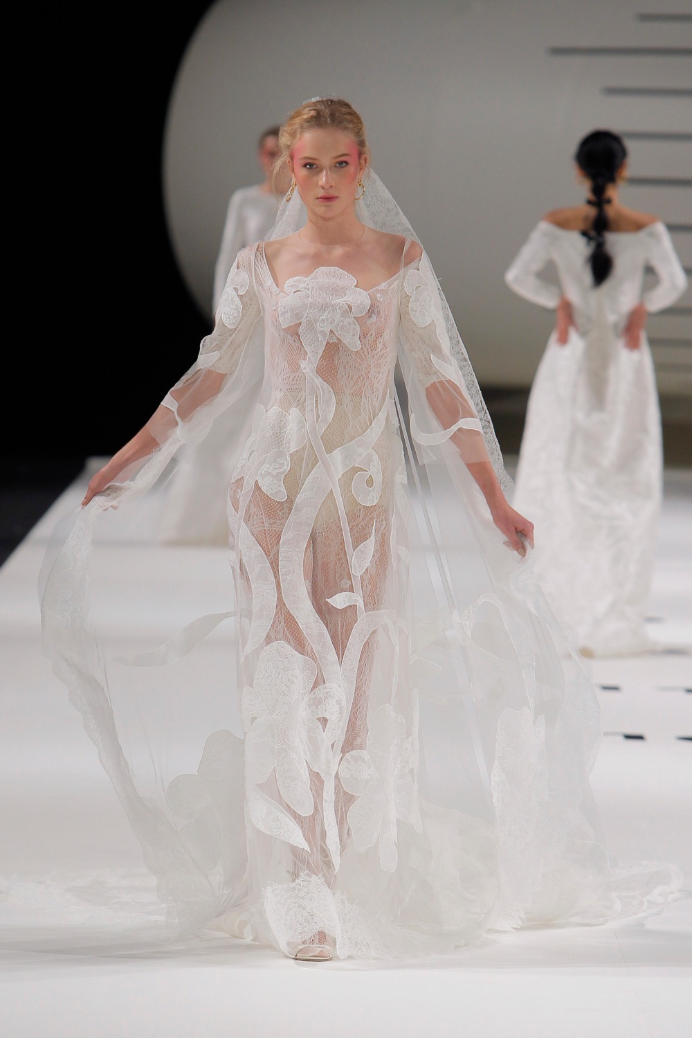 wedding-dresses-new-collection-2019-yolancris-barc