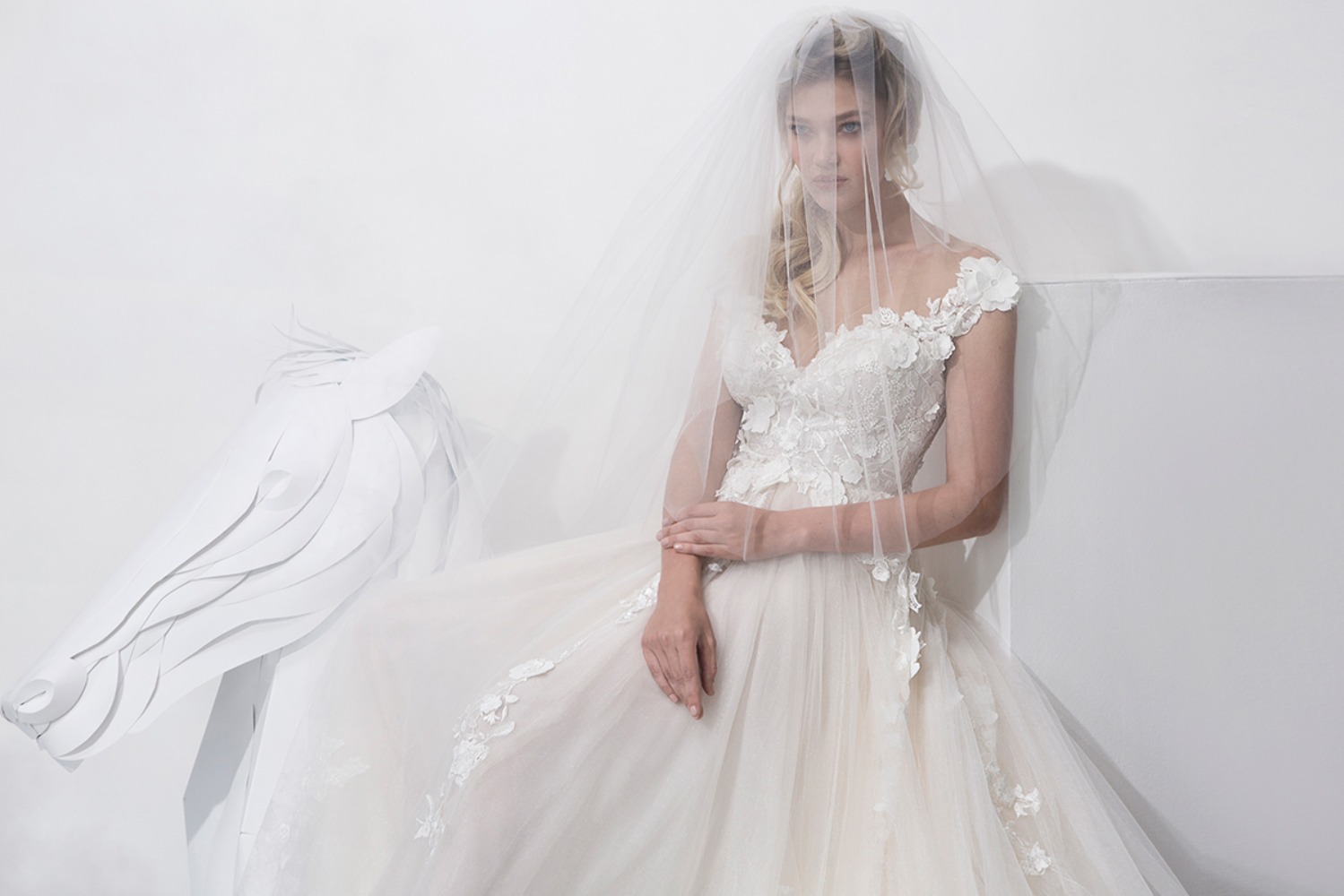 Yaniv Persy 2019 Couture Collection - Weddingchicks