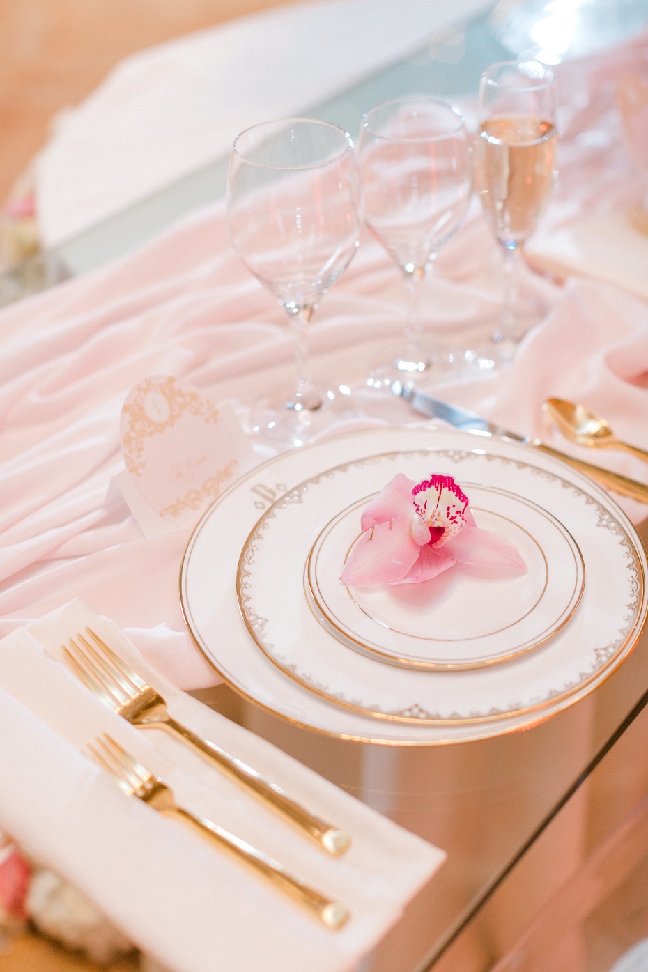 Orchid place setting