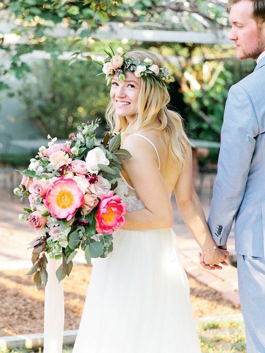 5 ways a Great Florist Can Rock Your Wedding Day