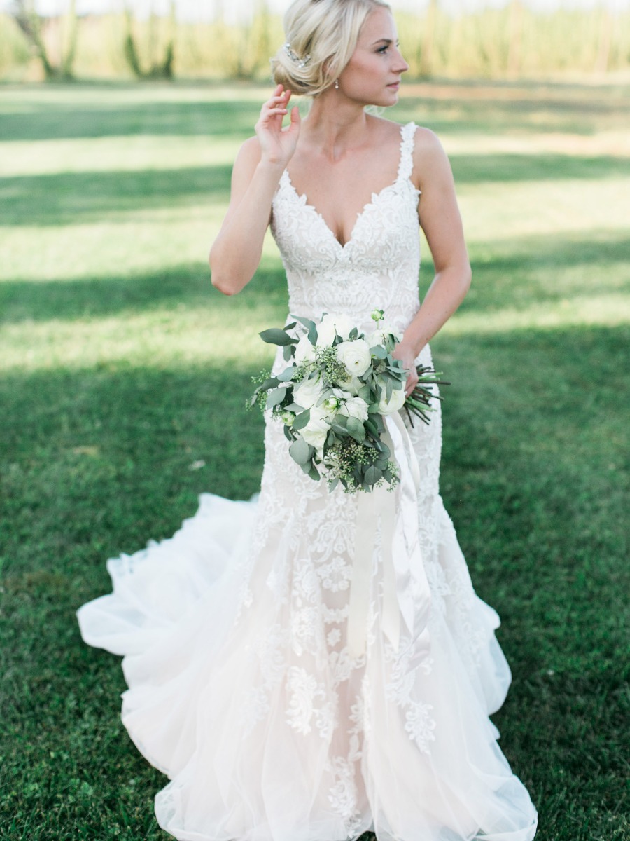 A Romantic Summer Wedding at a Hops Farm in Oregon