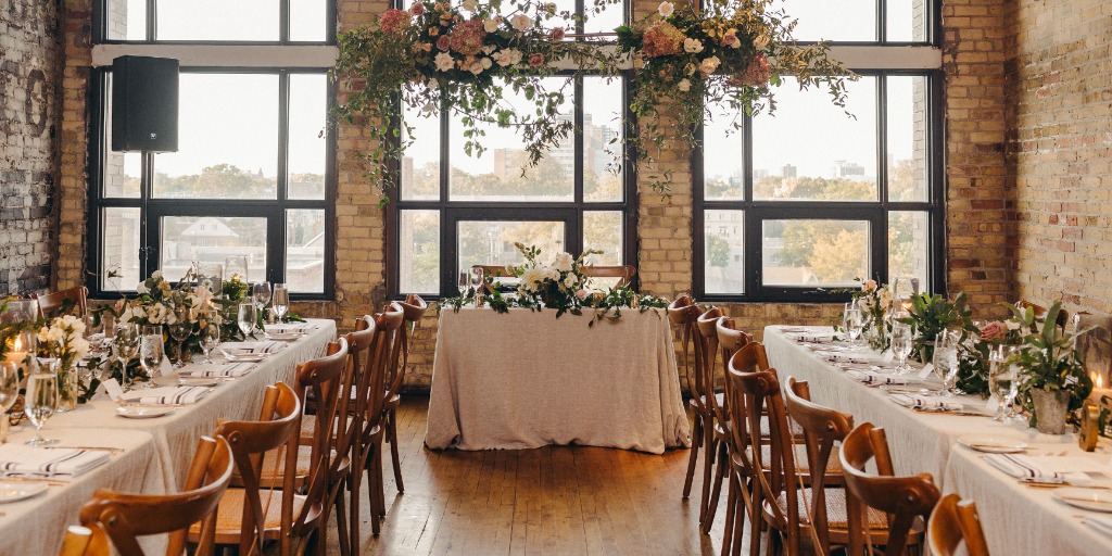 An Unconventional Laid-Back Wedding with a Dinner Ceremony