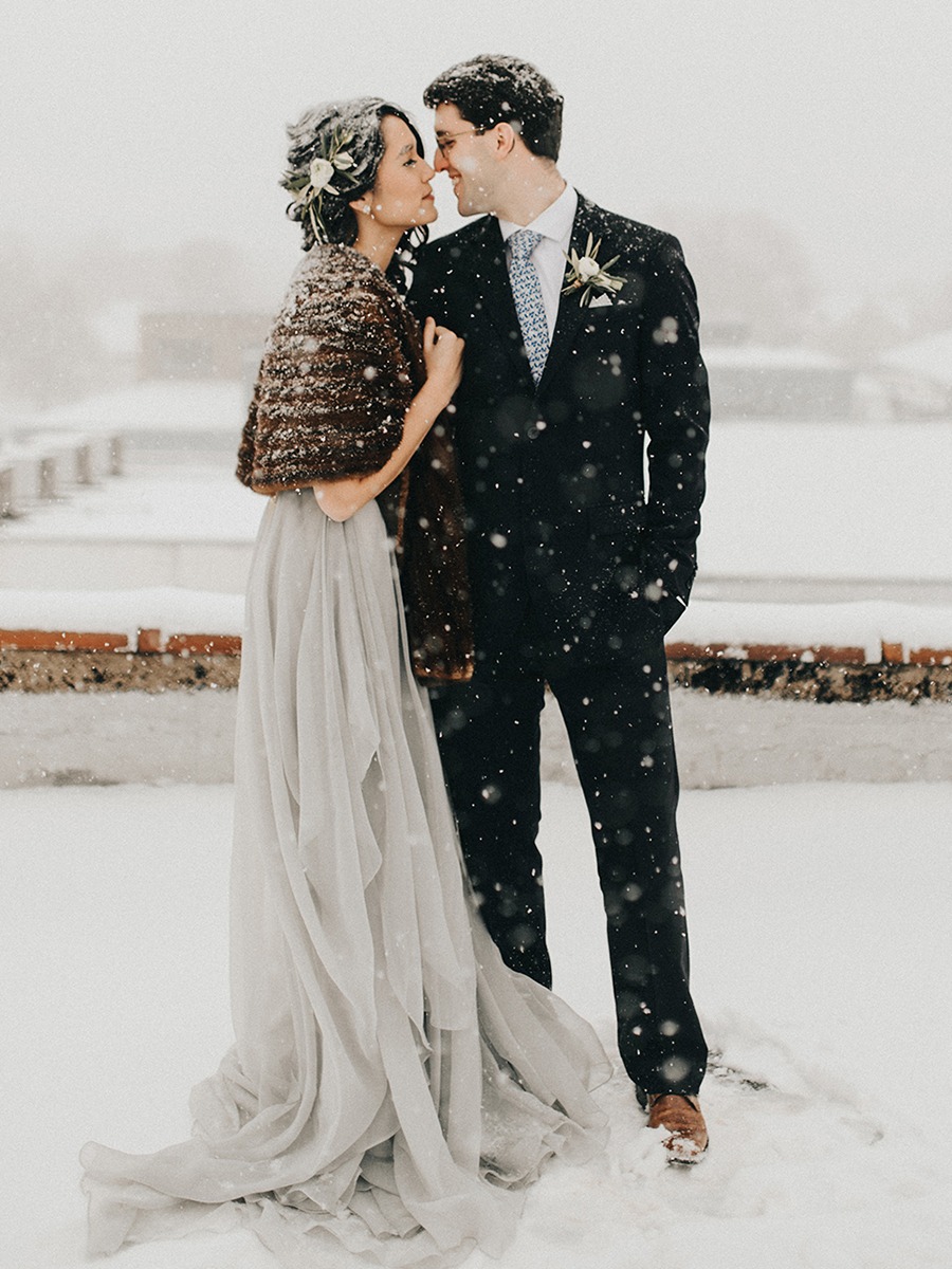 An Organic Modern Winter Wedding + Wedding Planner Wedding Advice