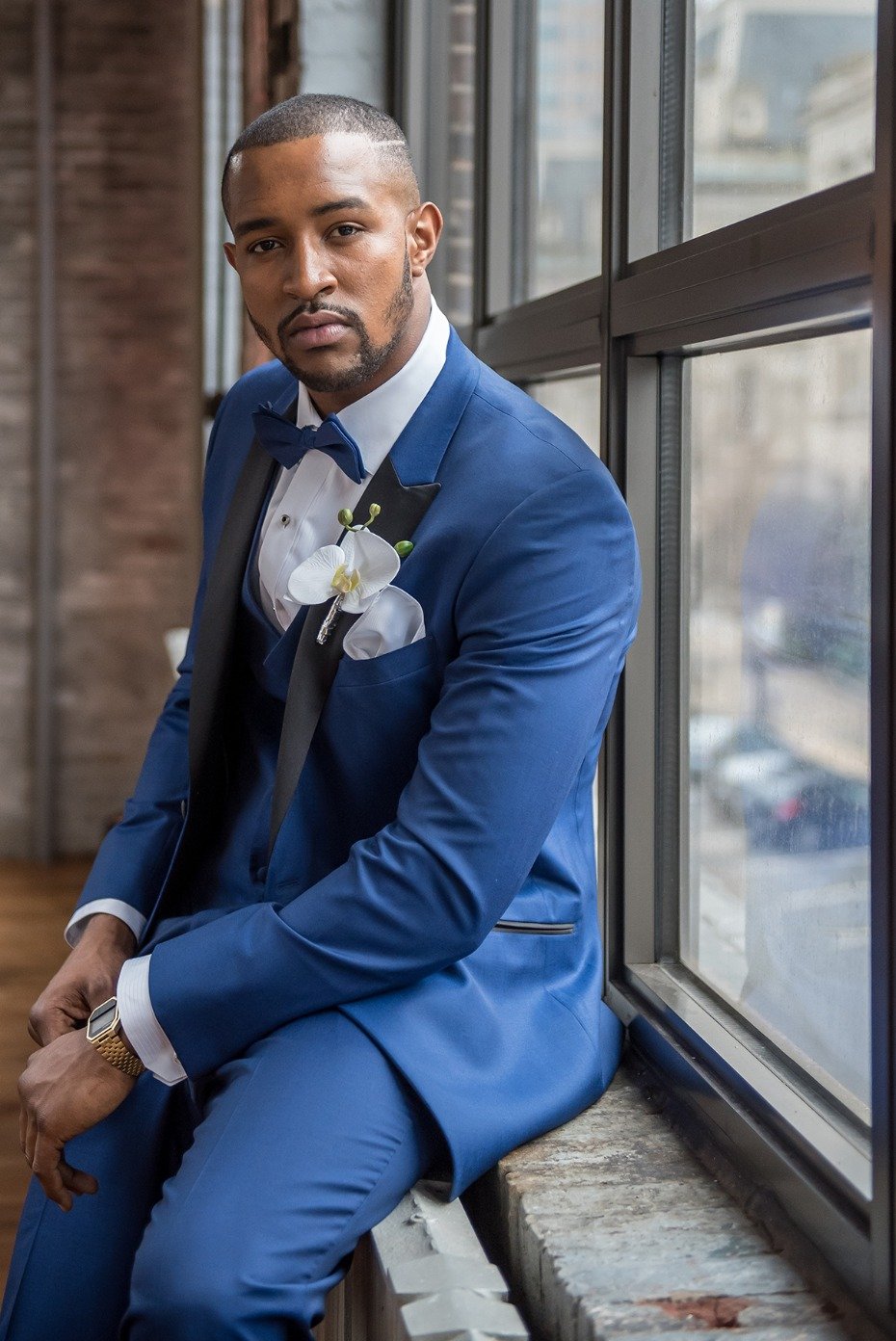 royal blue groom suit