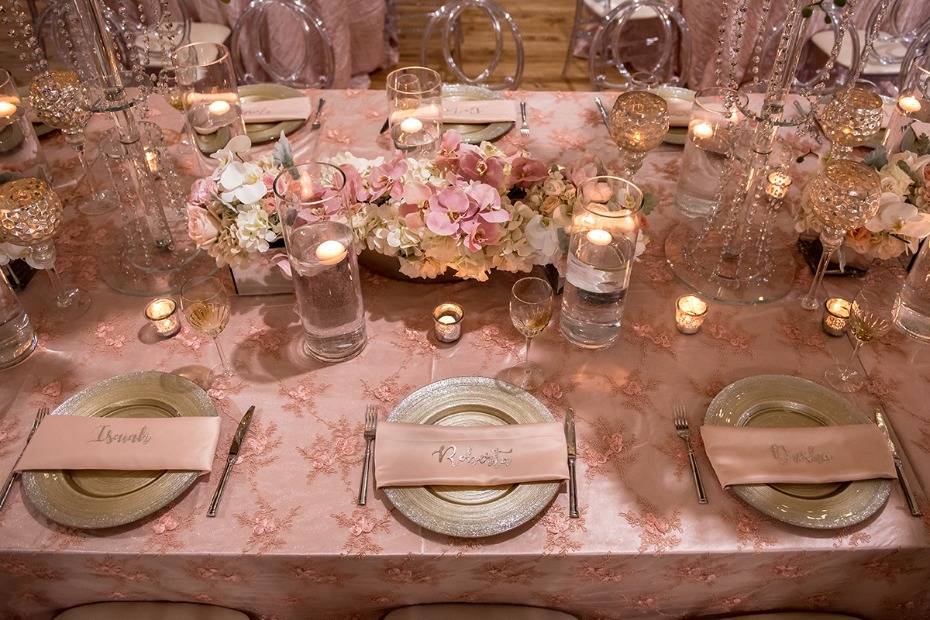 glam pink and gold wedding table decor