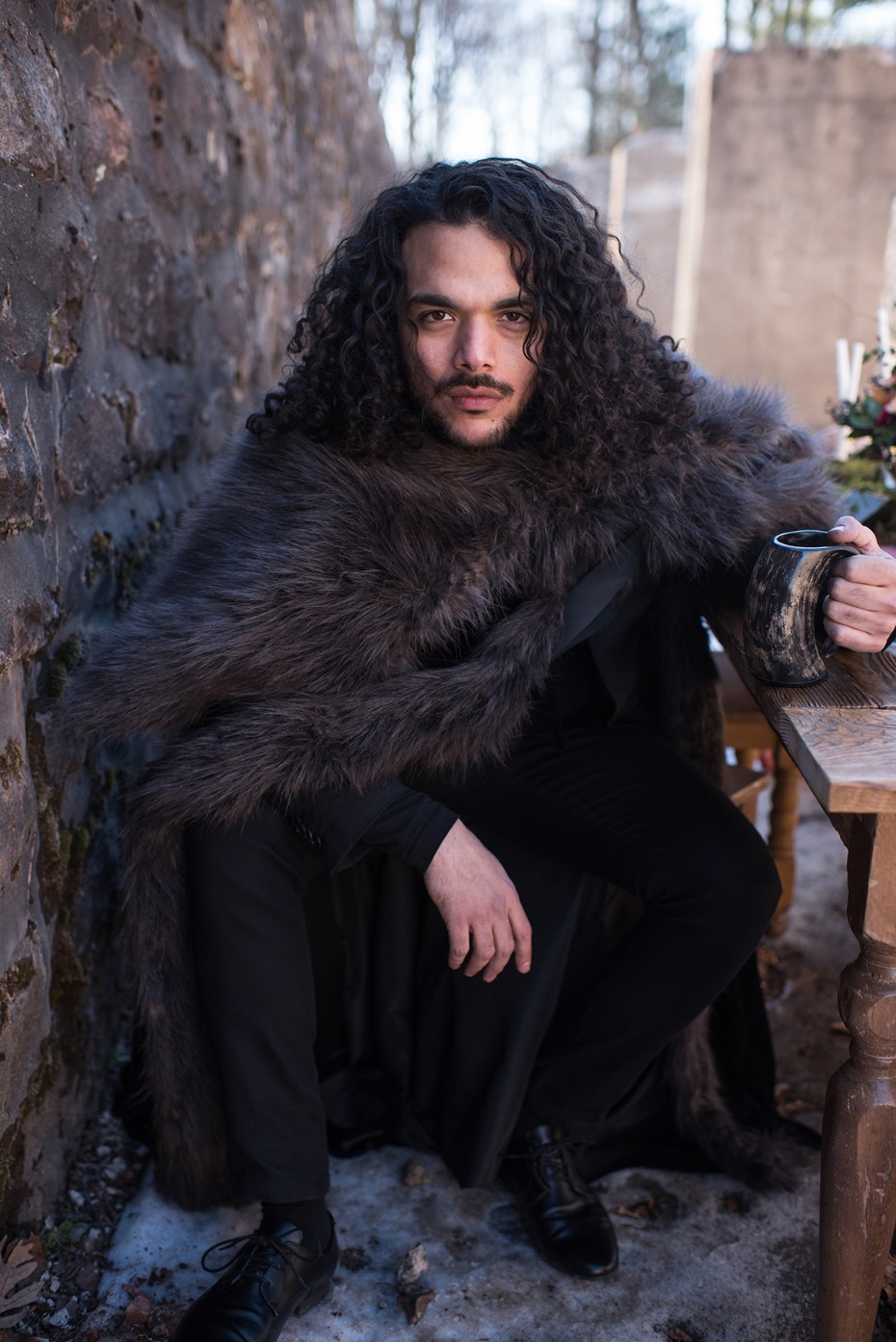 Jon Snow groom style