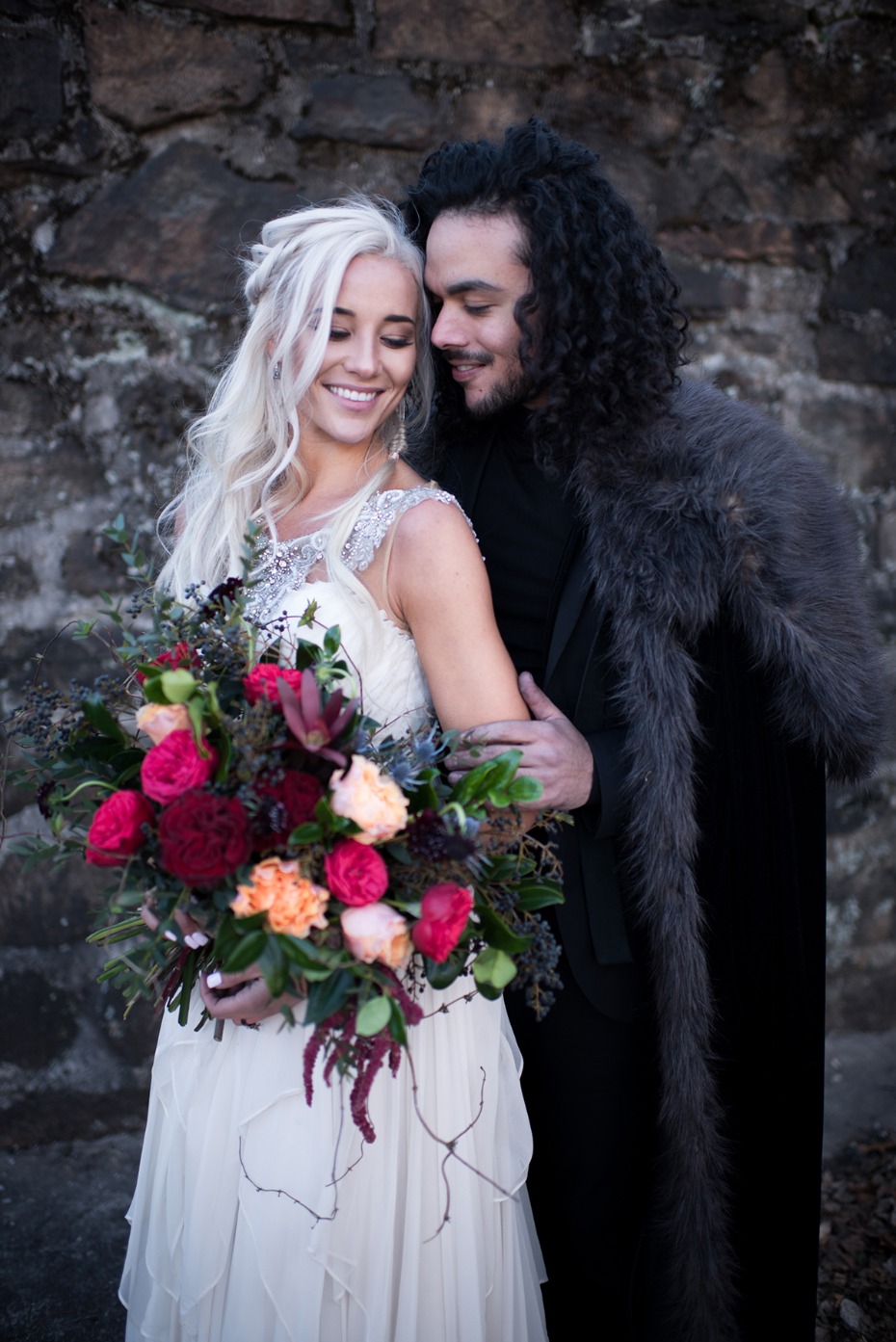 Bride and groom with GOT style