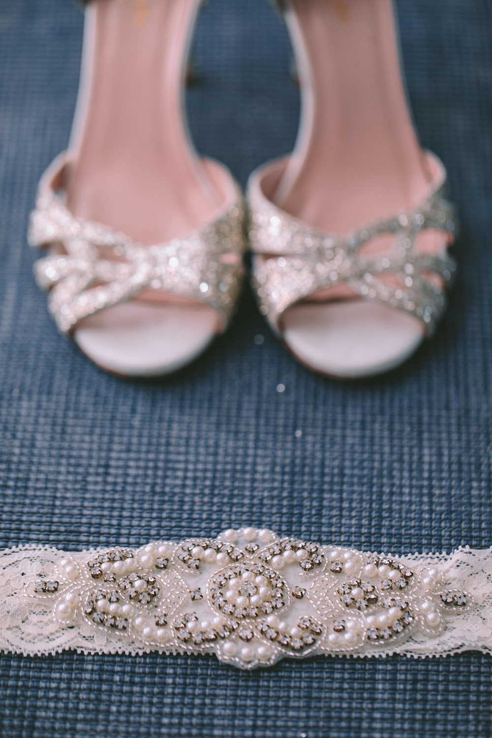glam-garden-wedding-with-a-white-and