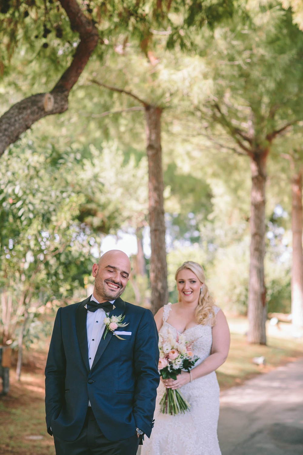 glam-garden-wedding-with-a-white-and