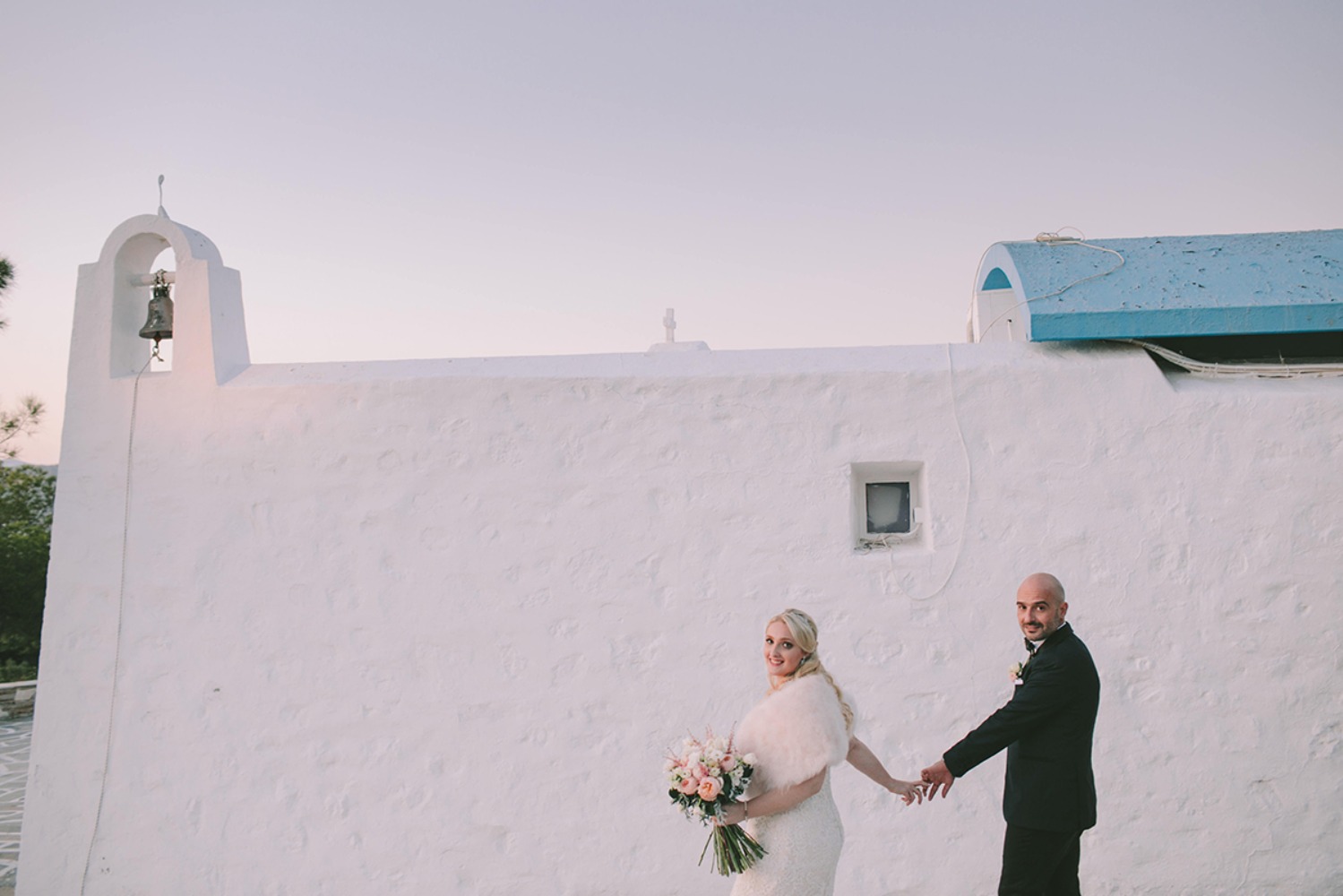 glam-garden-wedding-with-a-white-and
