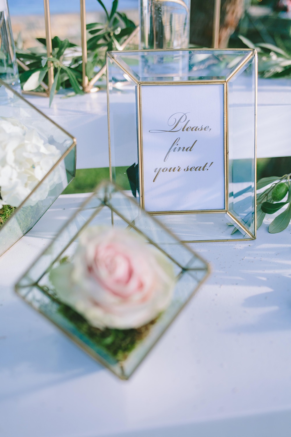 glam-garden-wedding-with-a-white-and
