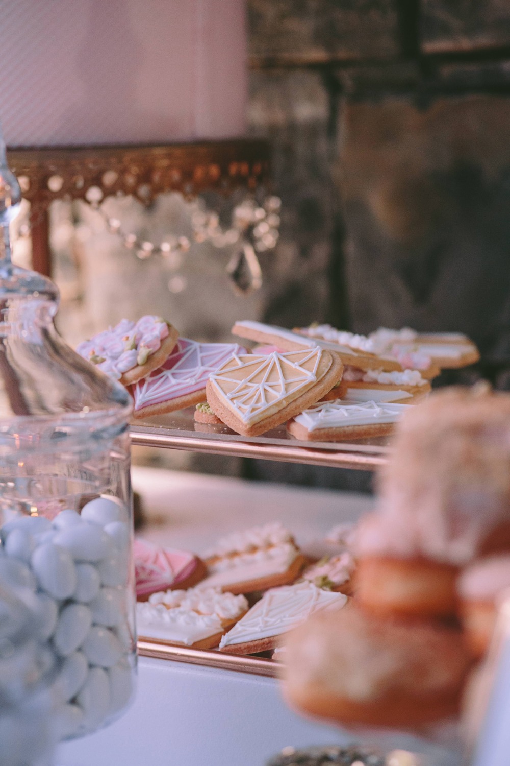 glam-garden-wedding-with-a-white-and