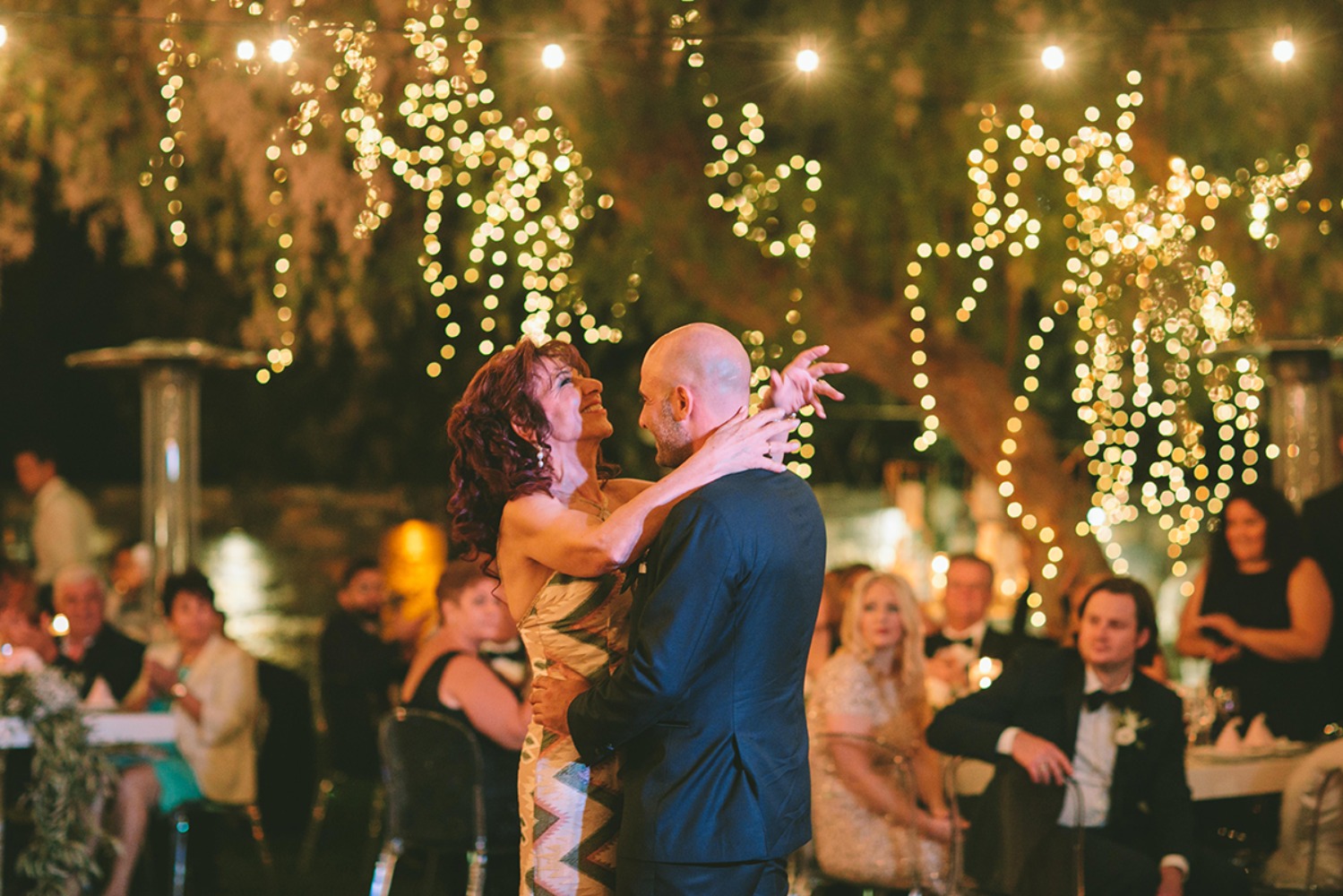 glam-garden-wedding-with-a-white-and