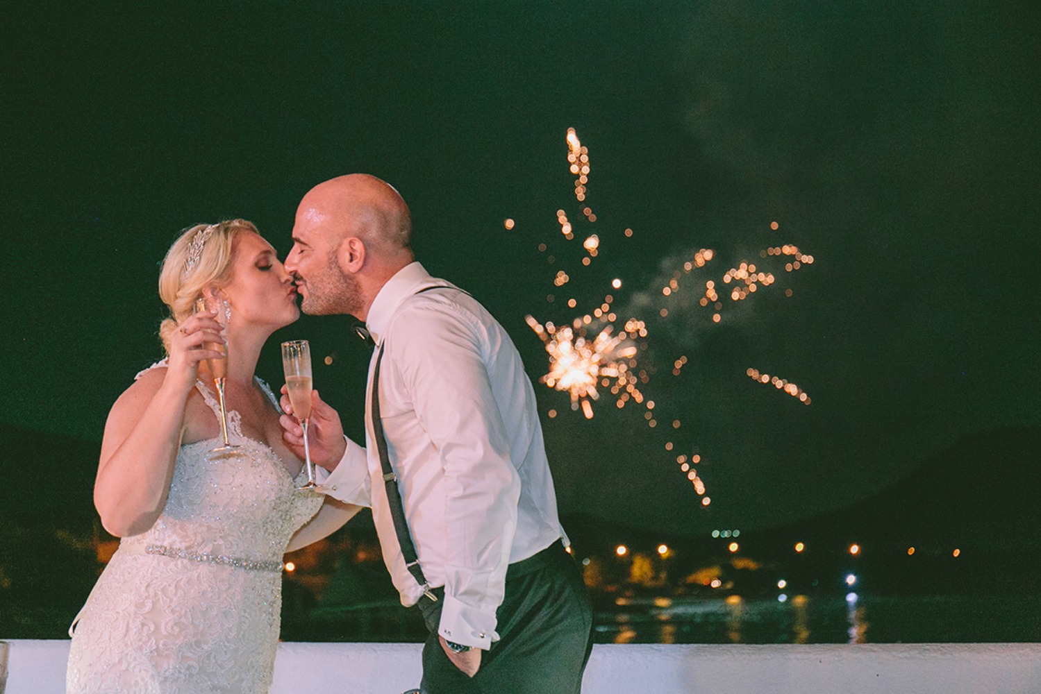 glam-garden-wedding-with-a-white-and