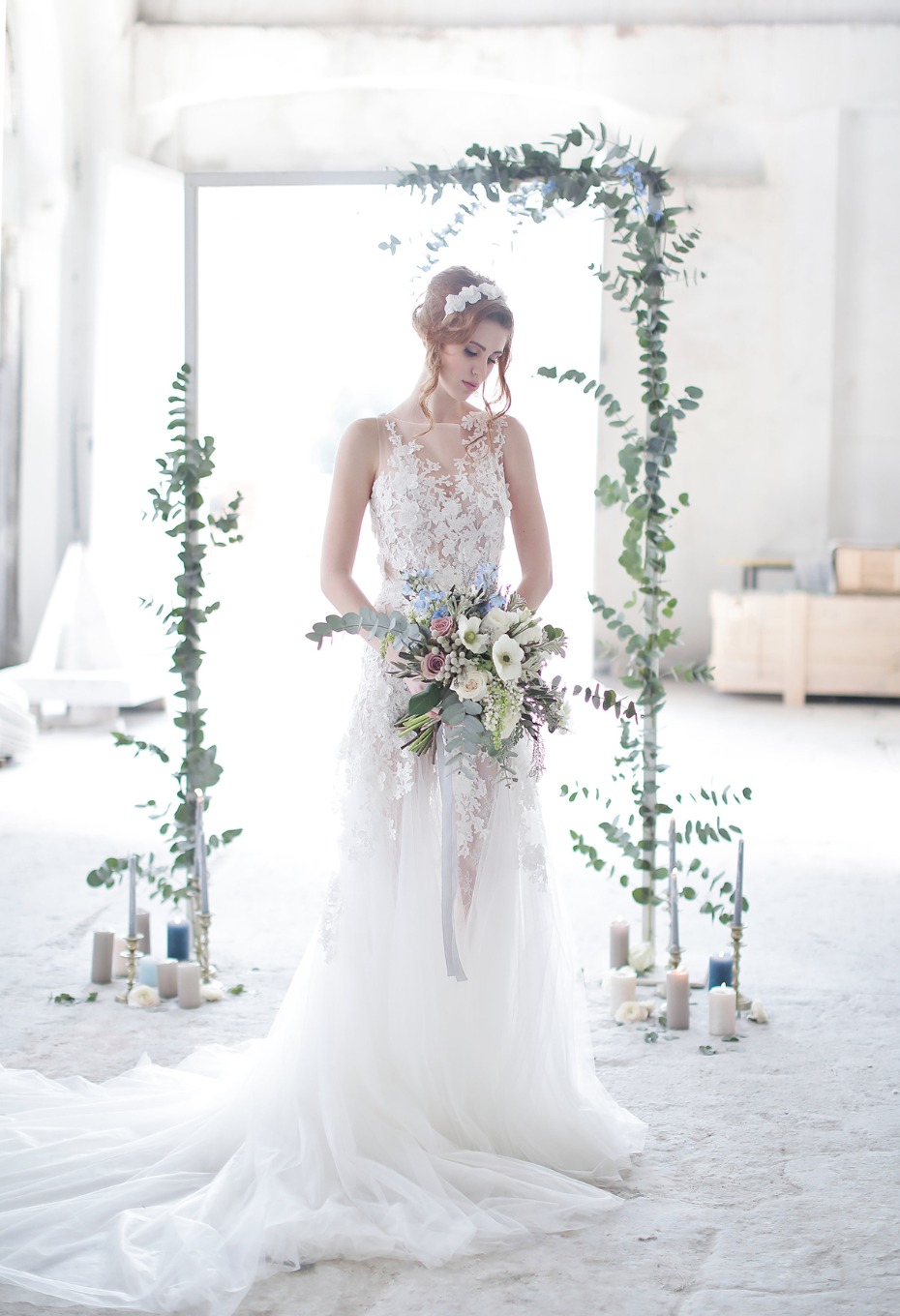 simple and elegant wedding backdrop