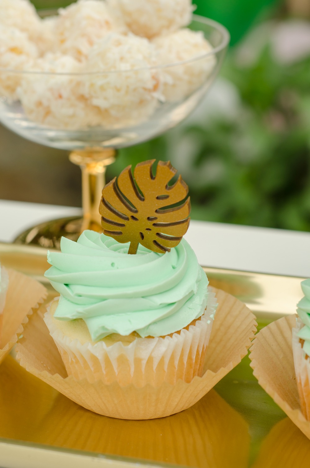 how-to-bring-a-tropical-paradise-to