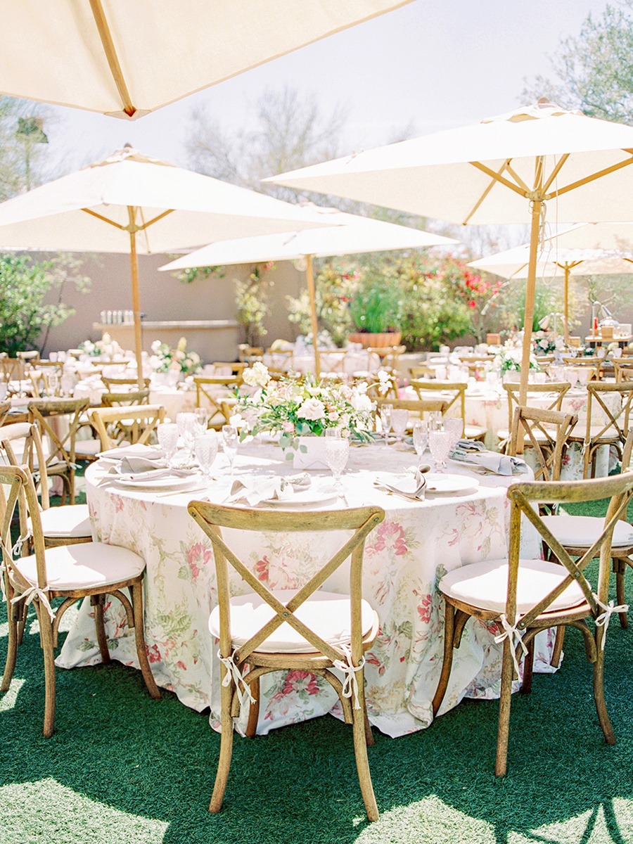 How To Have A European Style Al Fresco Brunch Wedding