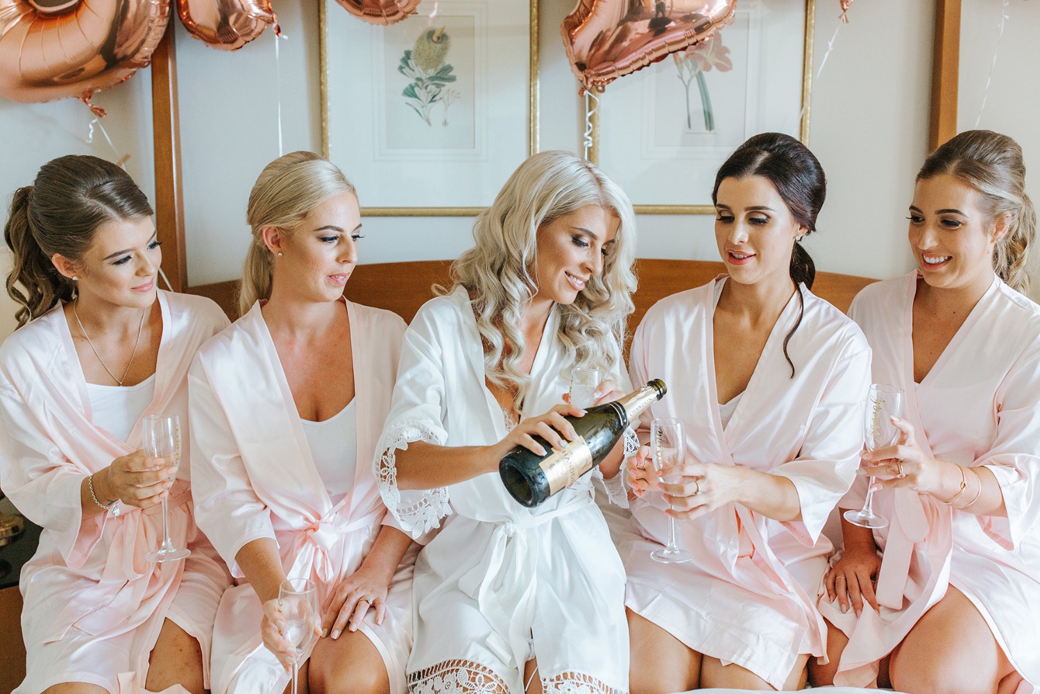 how-to-have-an-all-white-wedding-on