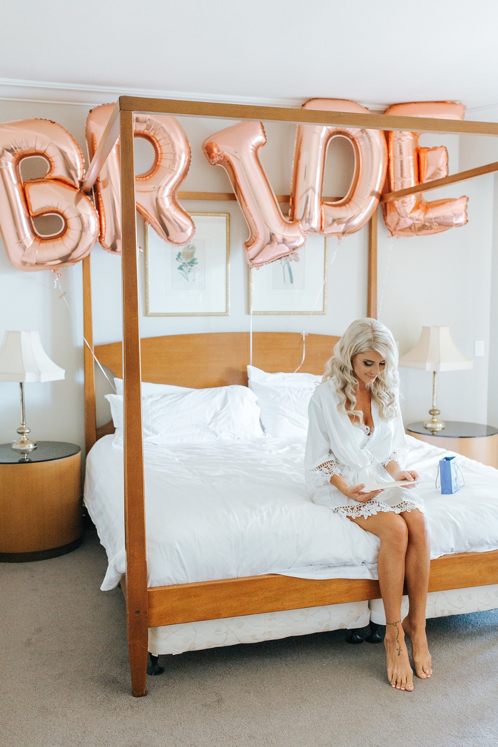 how-to-have-an-all-white-wedding-on