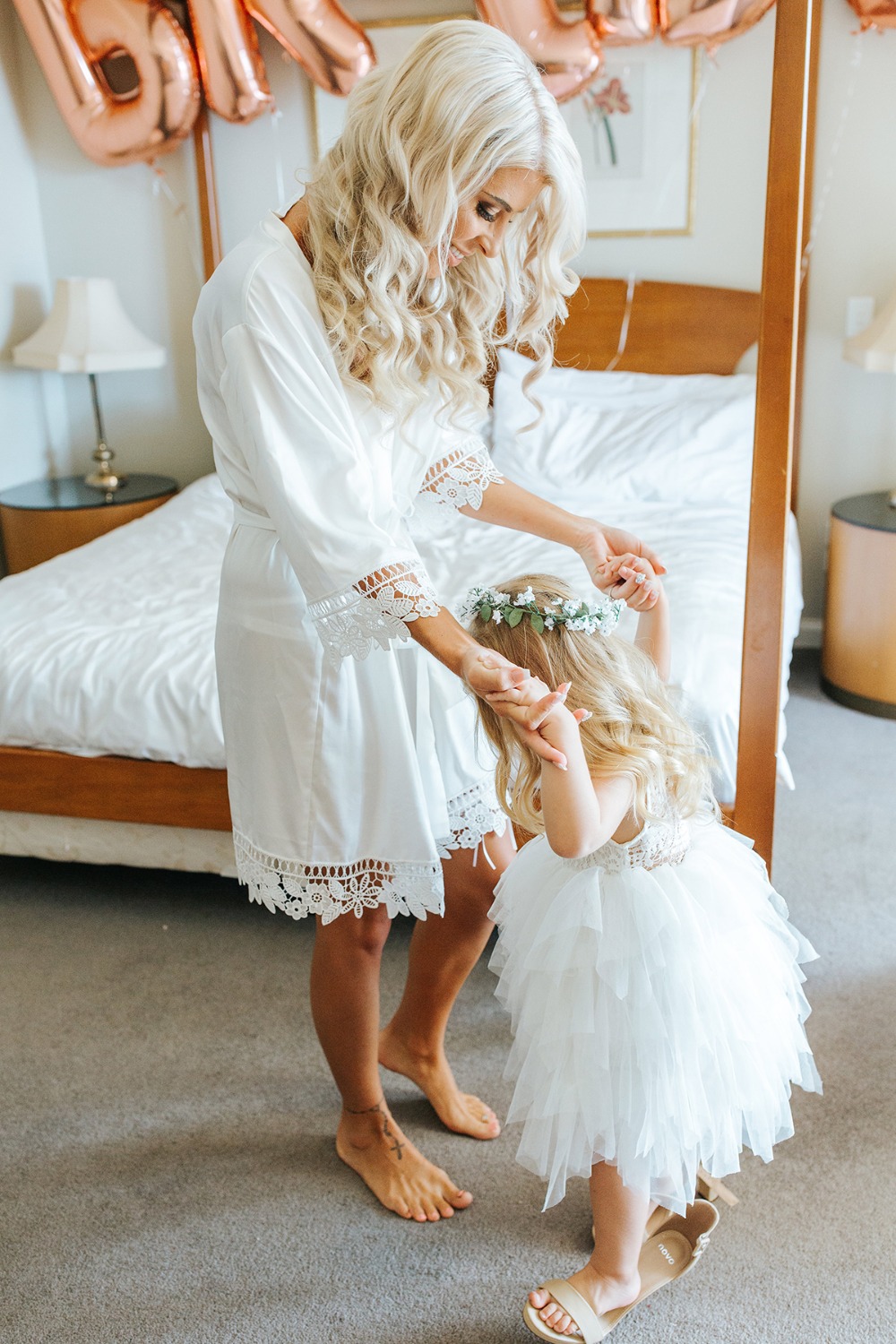 how-to-have-an-all-white-wedding-on
