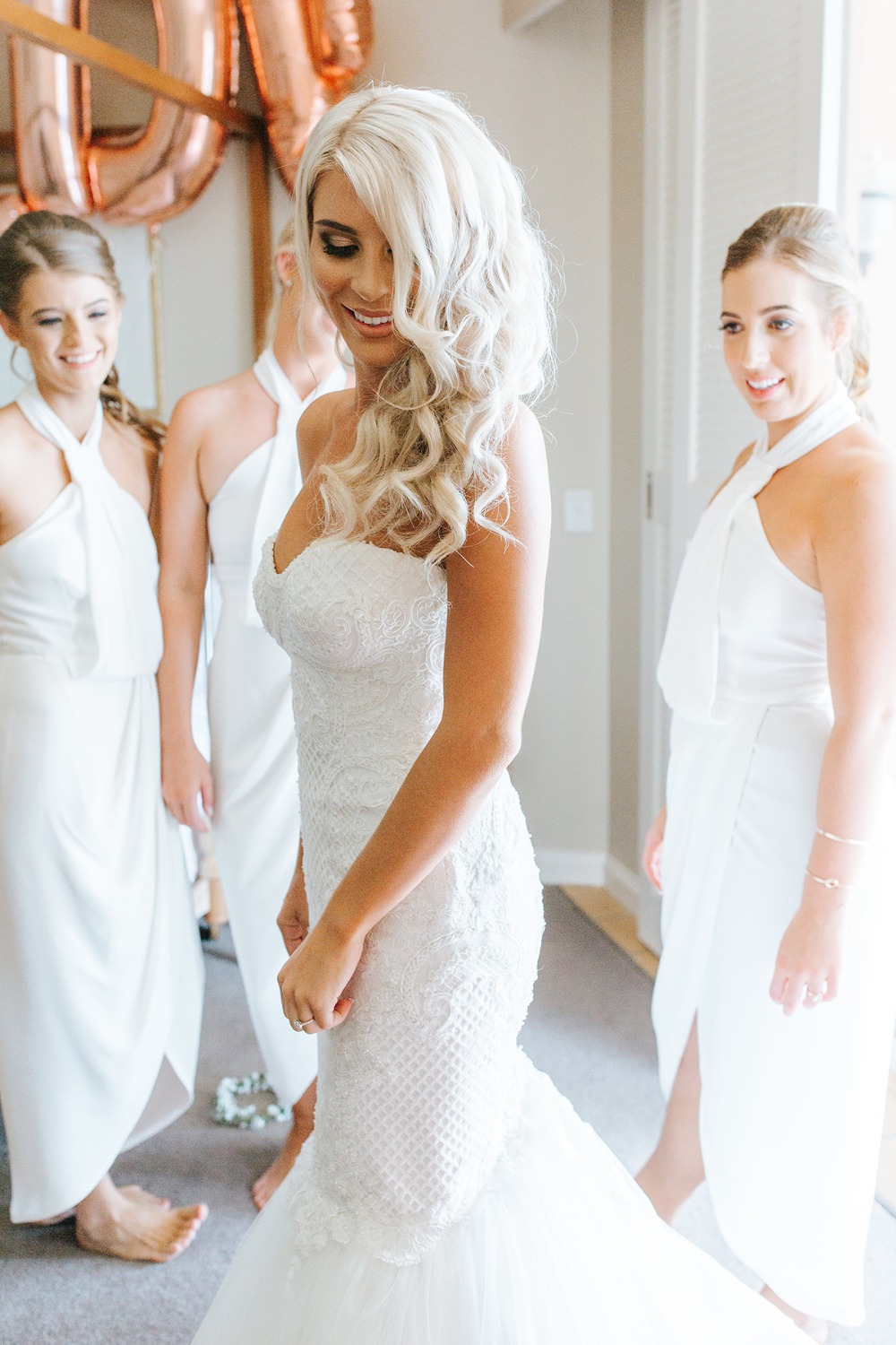 how-to-have-an-all-white-wedding-on