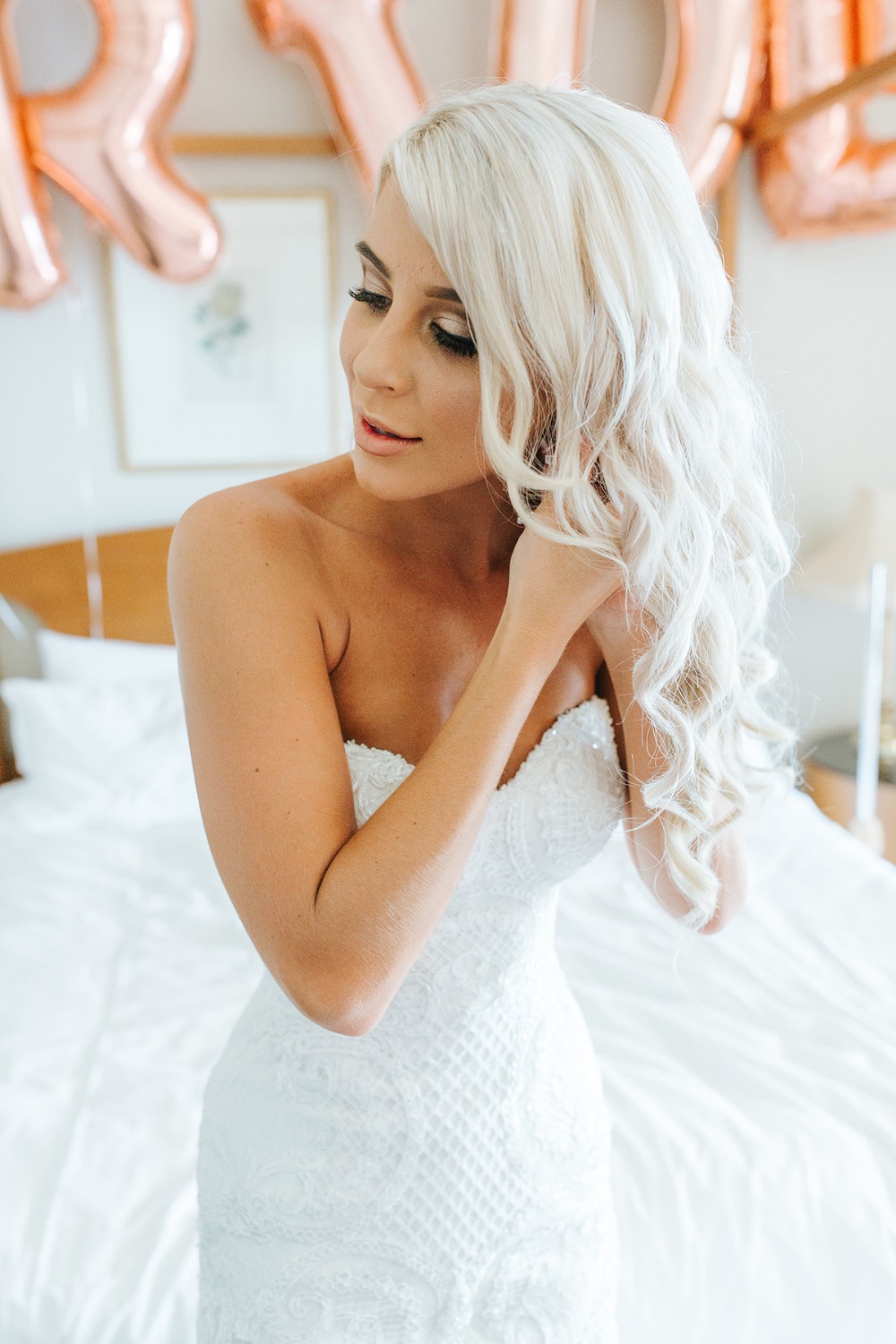 how-to-have-an-all-white-wedding-on