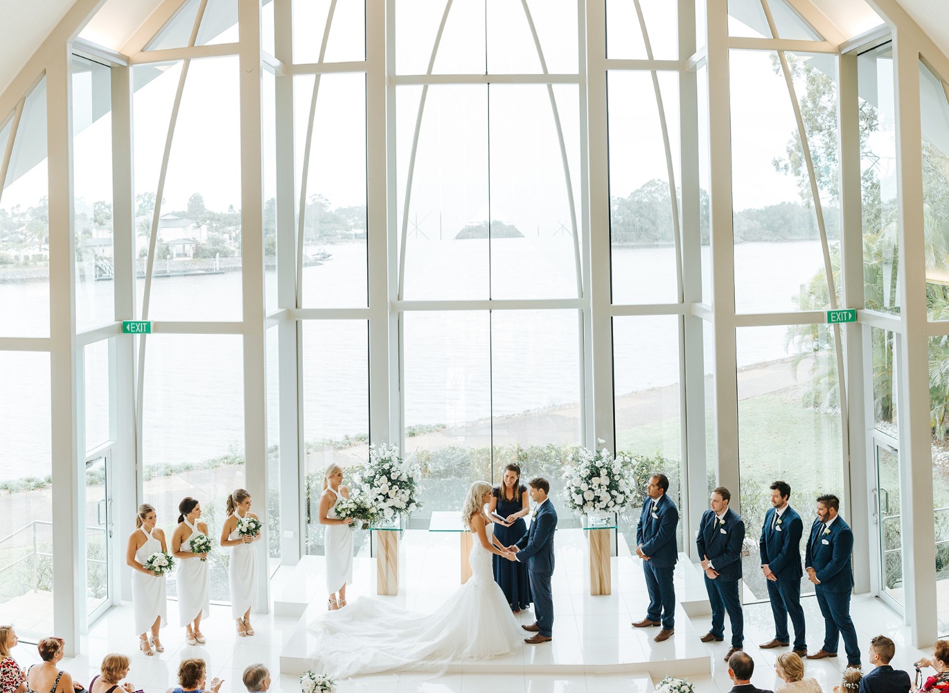 how-to-have-an-all-white-wedding-on