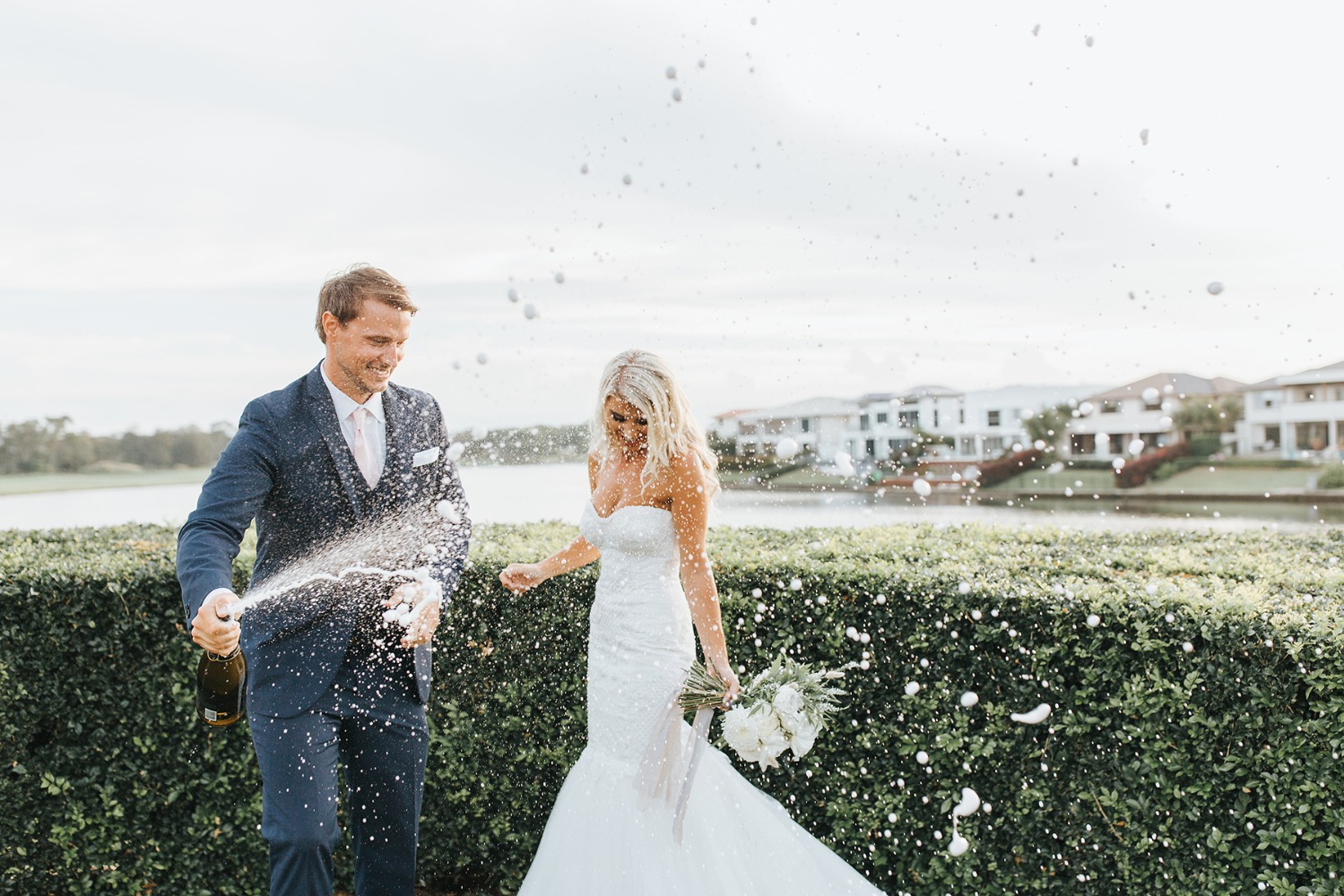how-to-have-an-all-white-wedding-on