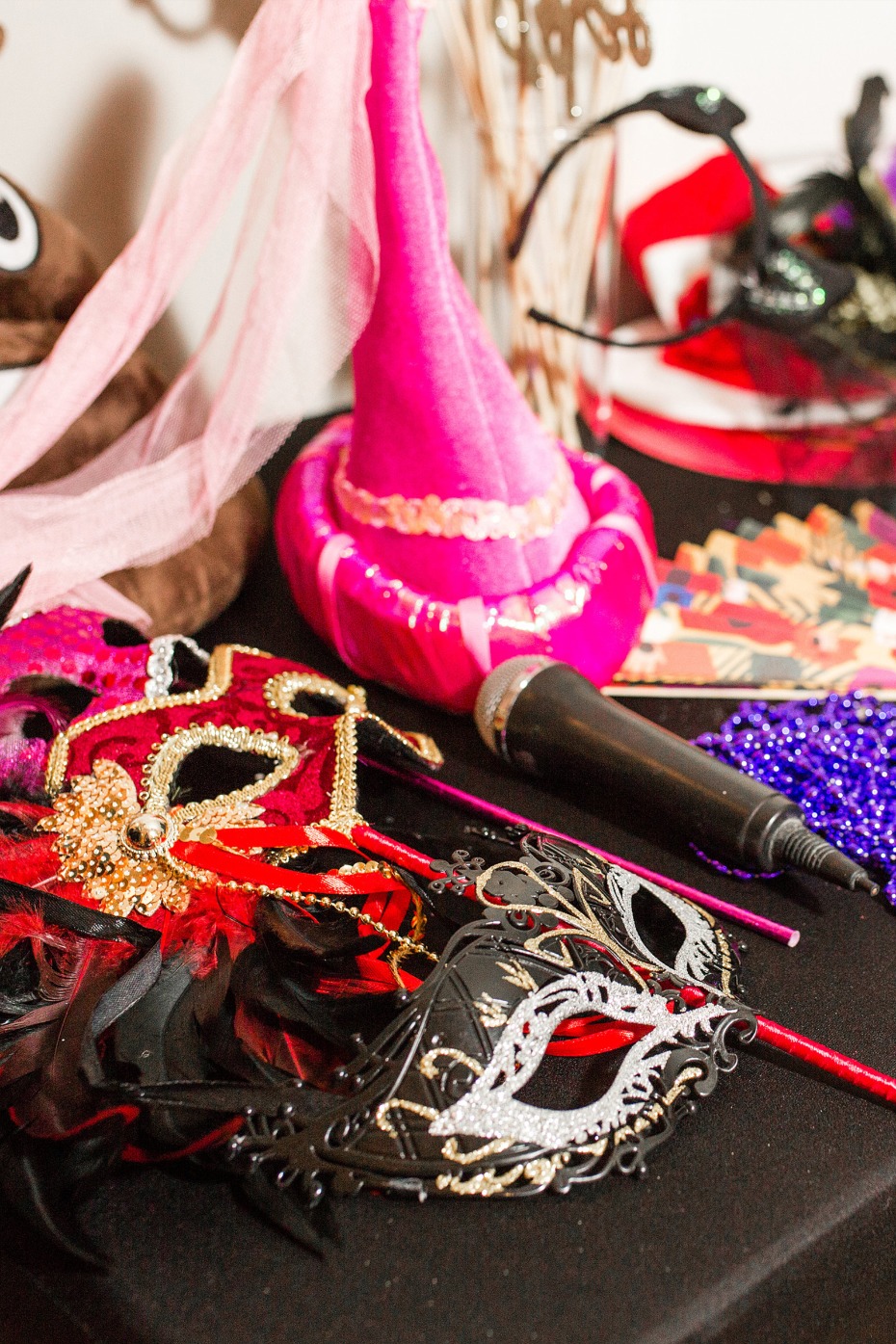 wedding photo booth props