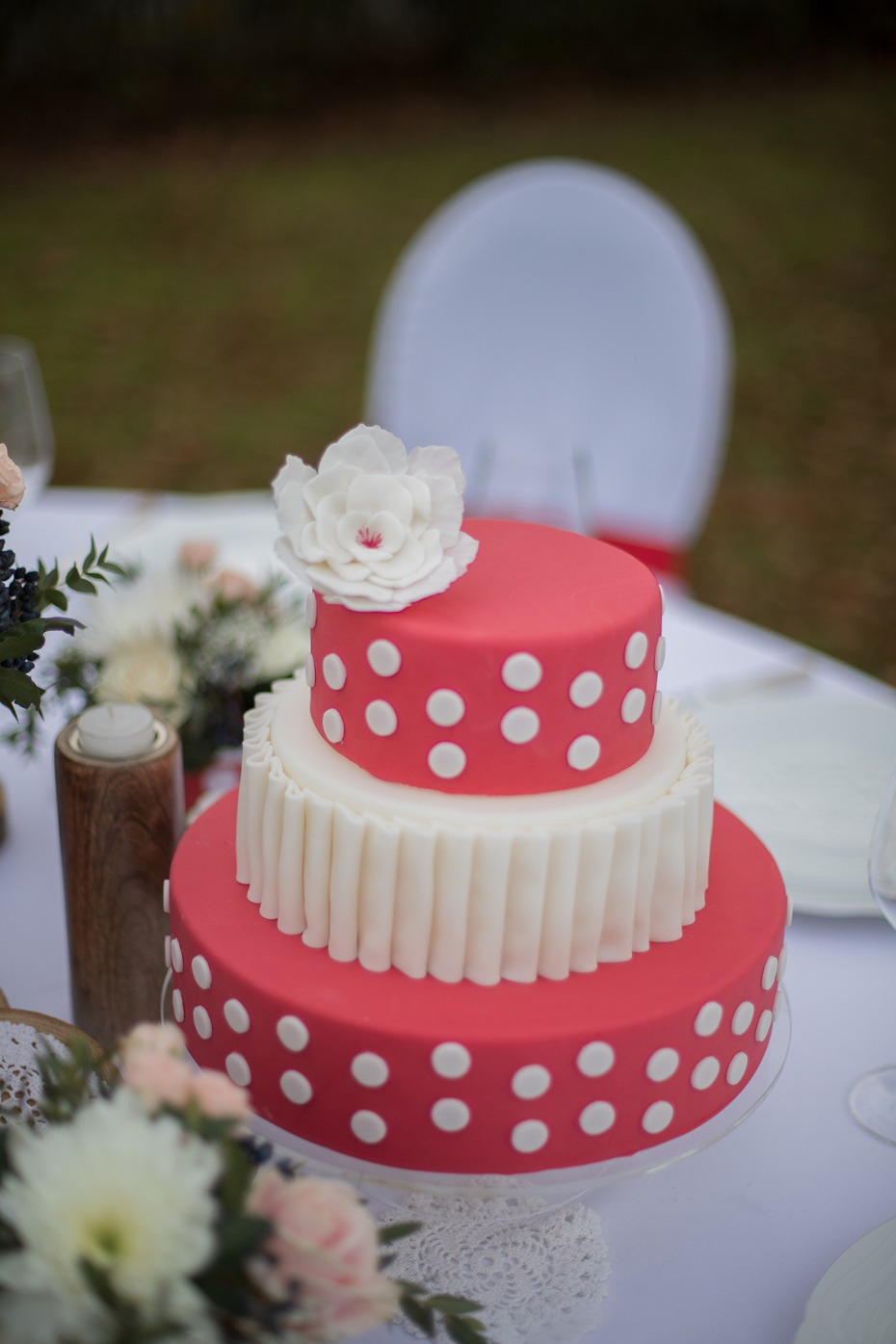 red and white polka dot wedding cake