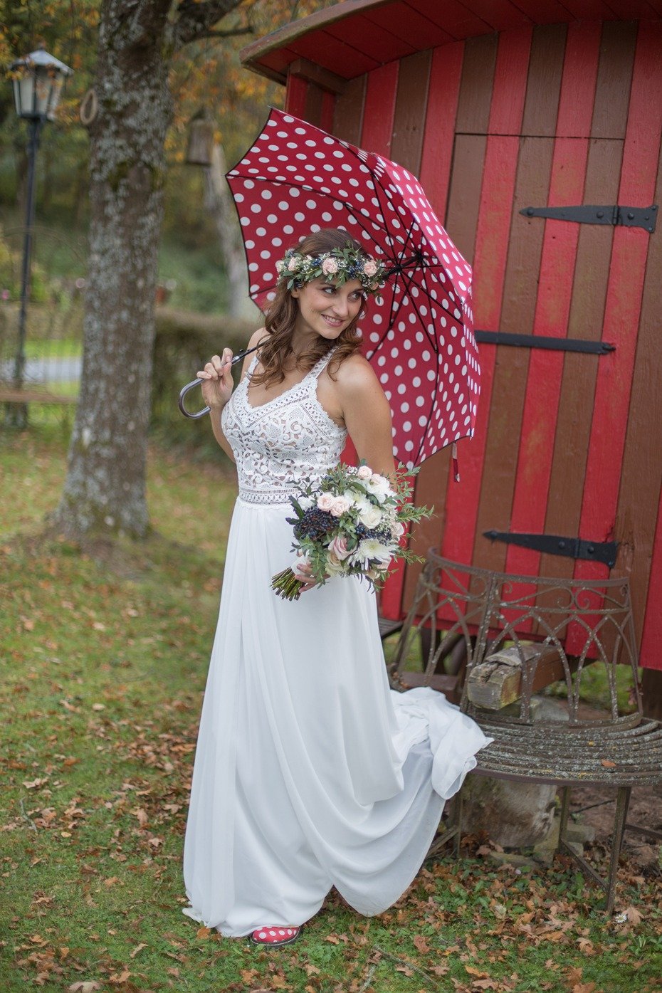 sweet bridal photo op with polka dot umbrella