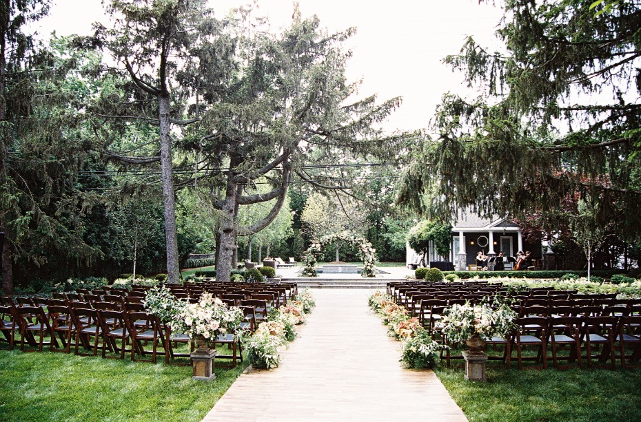 Dreamy backyard wedding