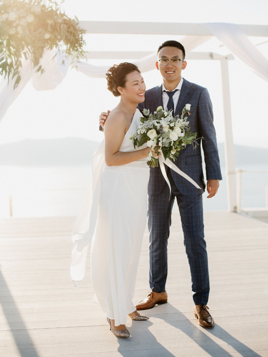 Modern Organic Wedding in Greece in White and Gold