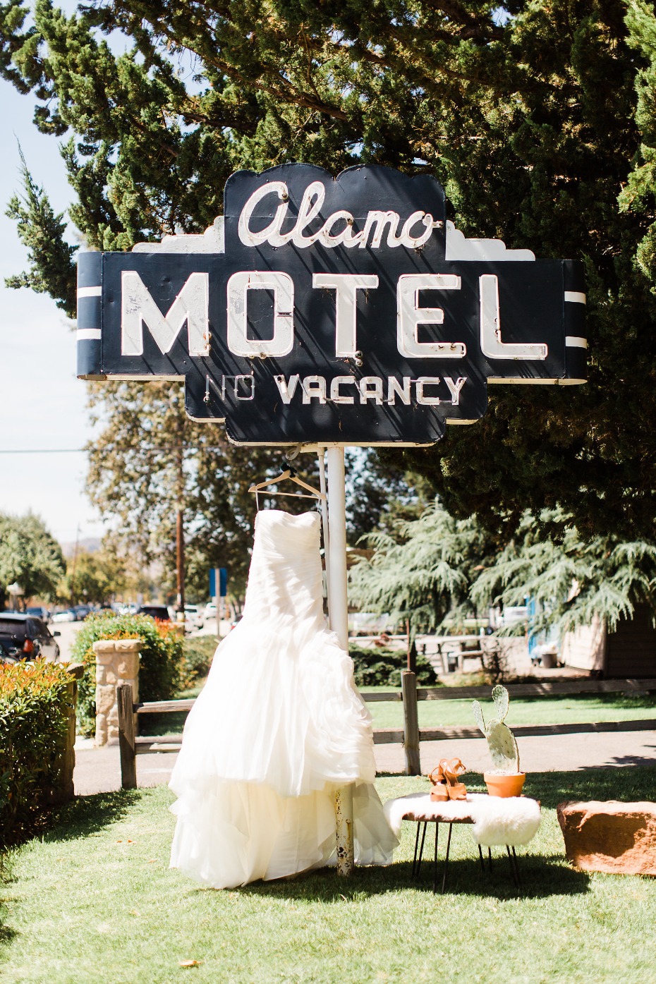 A desert chic wedding at the Alamo motel