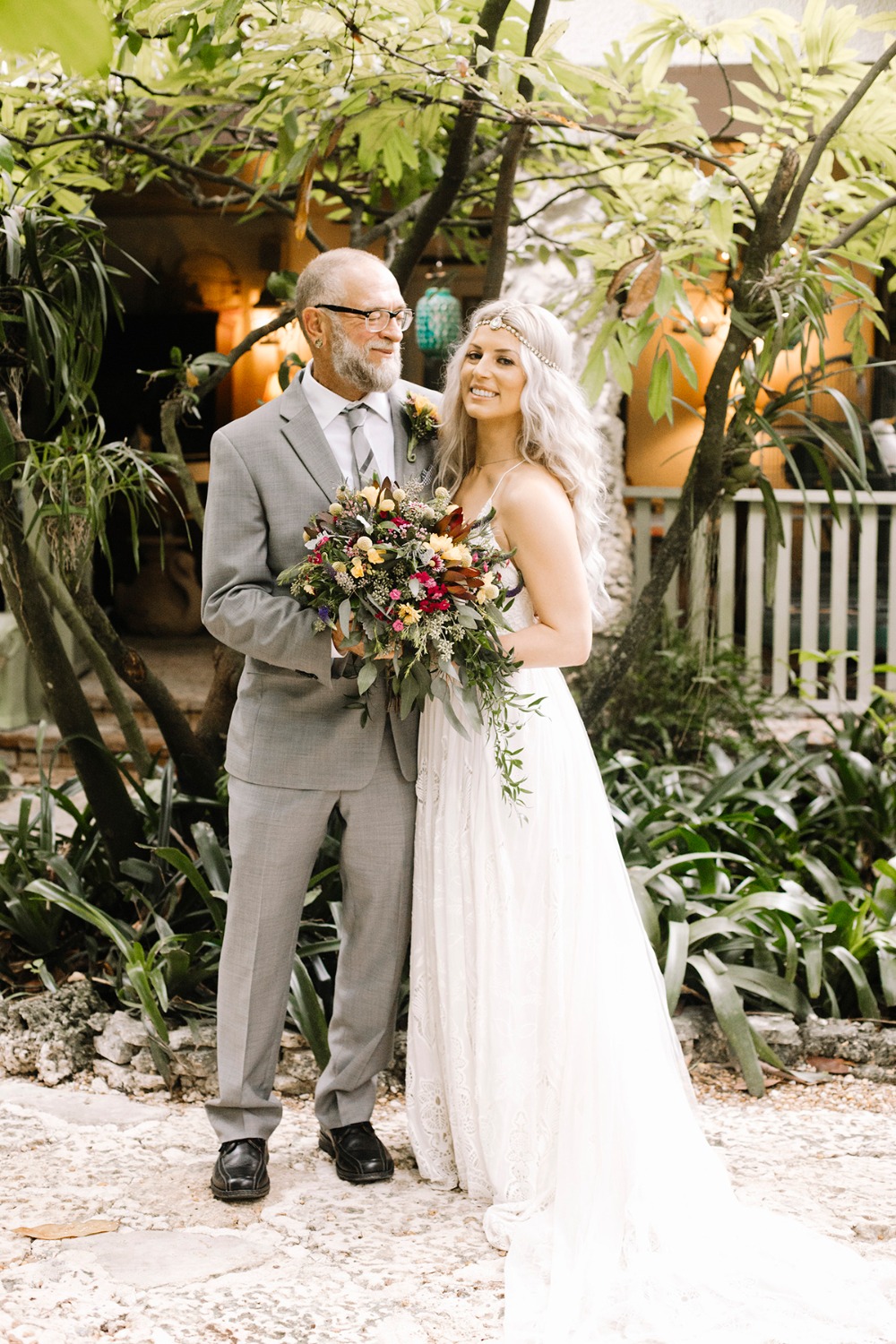 we-seriously-want-to-steal-this-brides