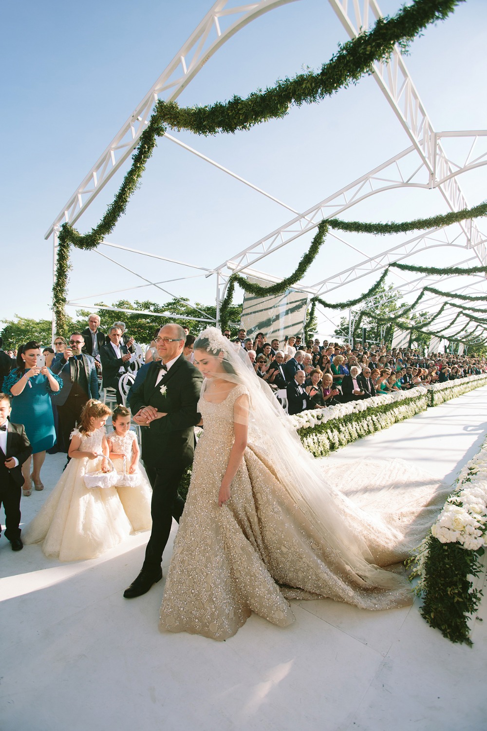 wedding-submission-from-anna-roussos