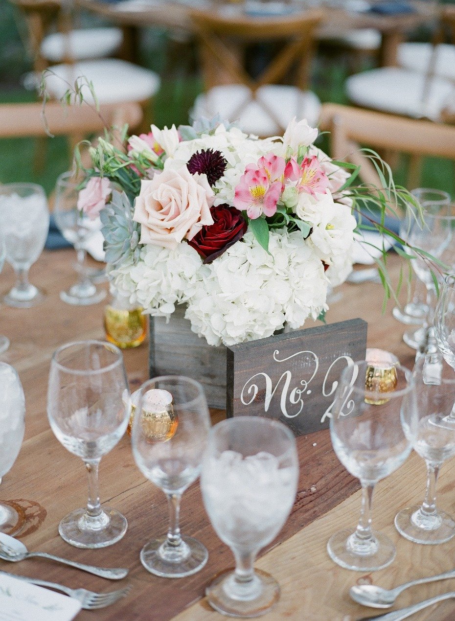 Rustic centerpiece with wood