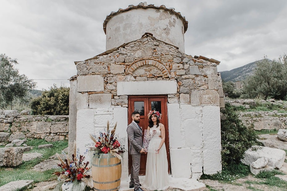 Ancient castle wedding ideas from Greece