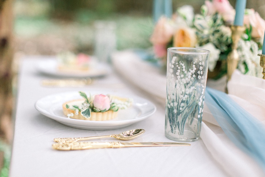 Spring sweetheart table