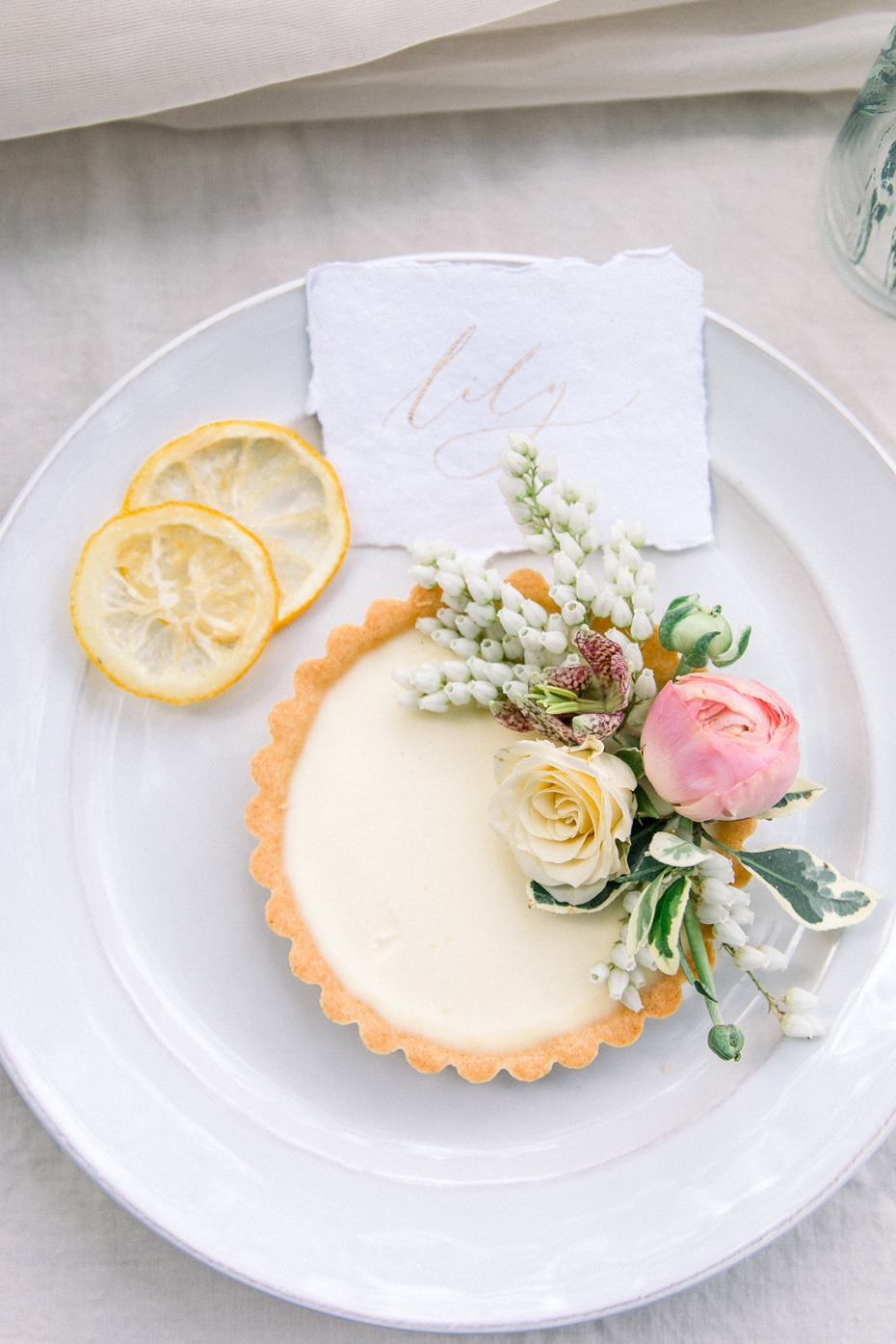 Lemon tart place card for a wedding