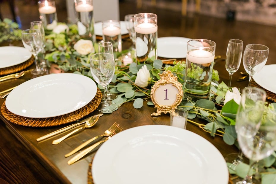 simple white and gold table decor