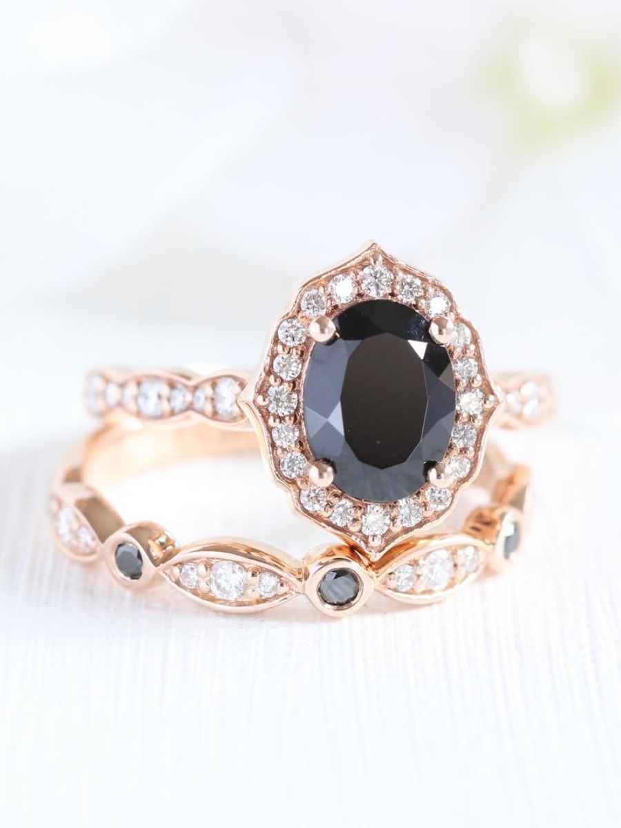 Black Wedding Rings Give Us Life Right Now