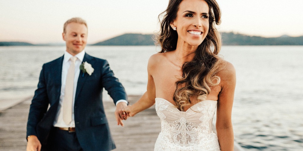 Luxury Lakefront Wedding With DIY Flowers