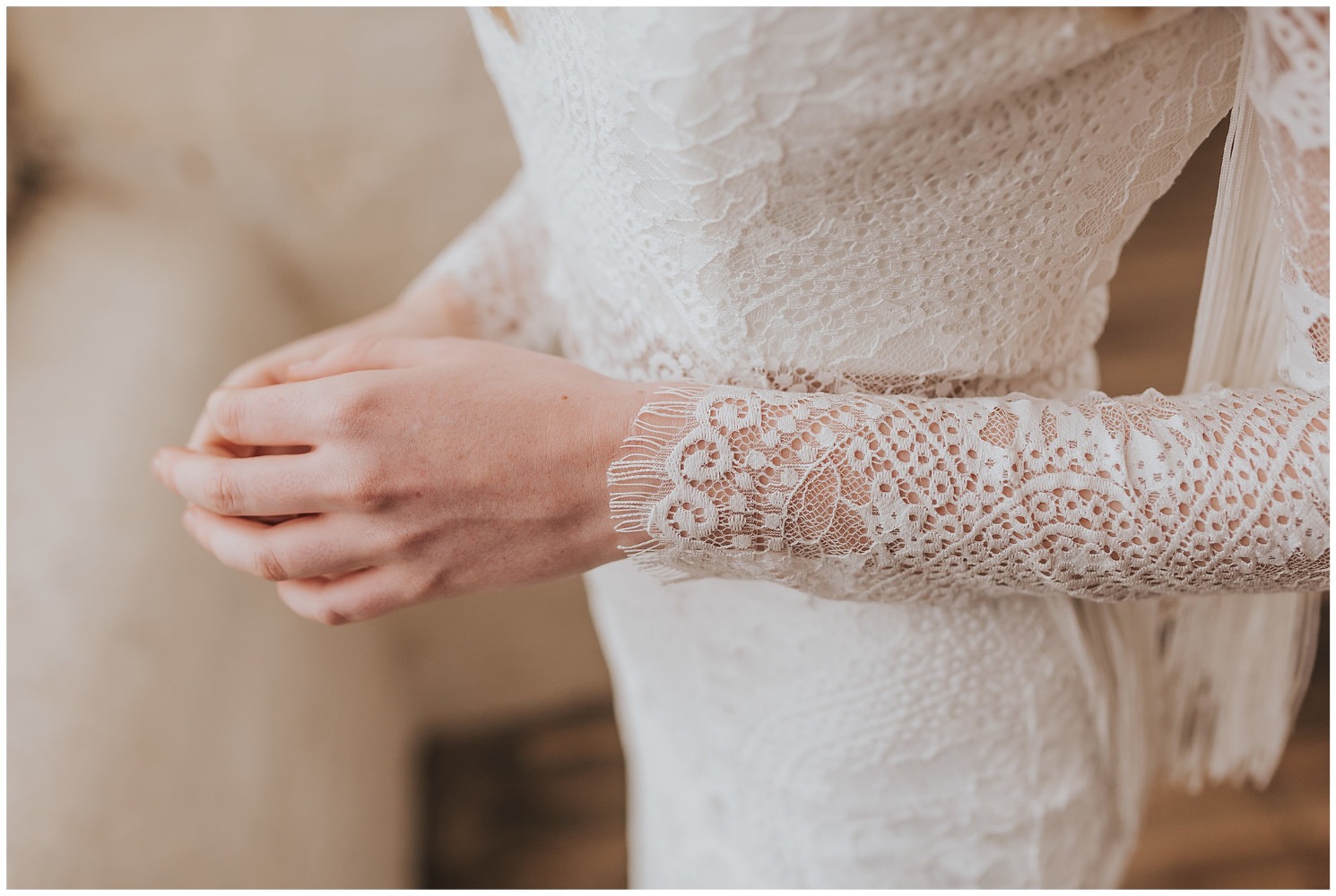 harlowe-dress-by-shikoba-bride_0004