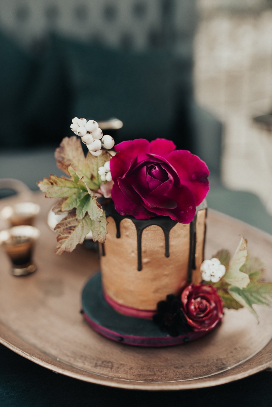 gold mini wedding cake