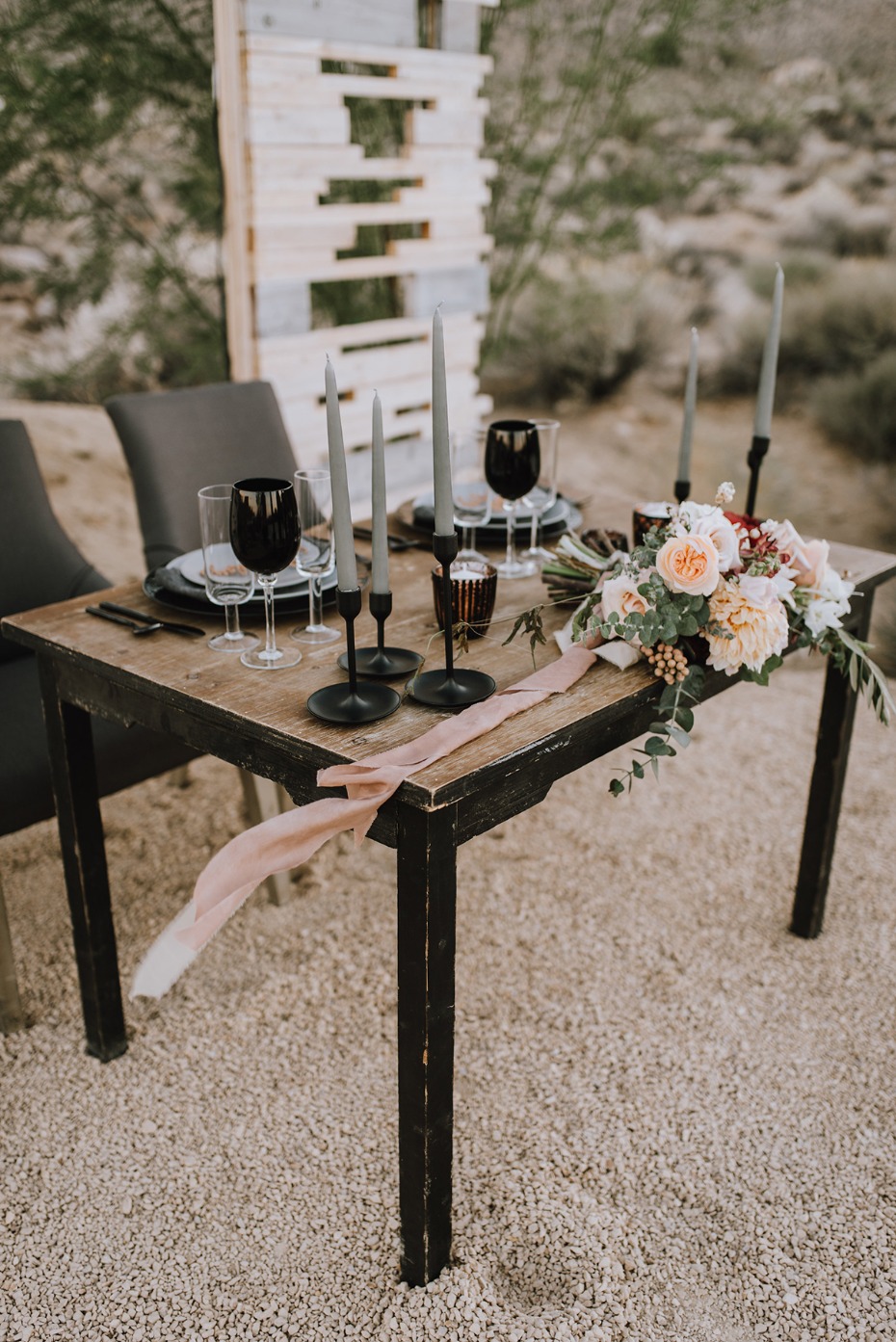 rustic hip and modern wedding sweetheart table idea