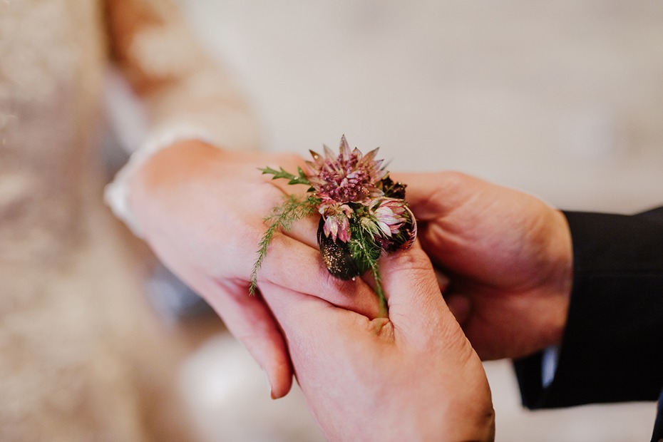 wedding floral ring