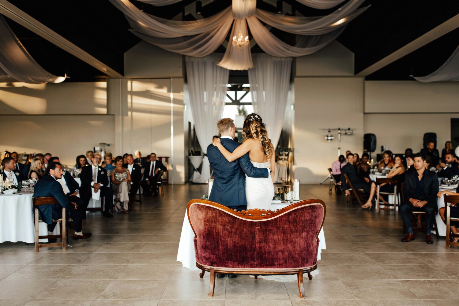 luxury-lakefront-wedding-with-diy