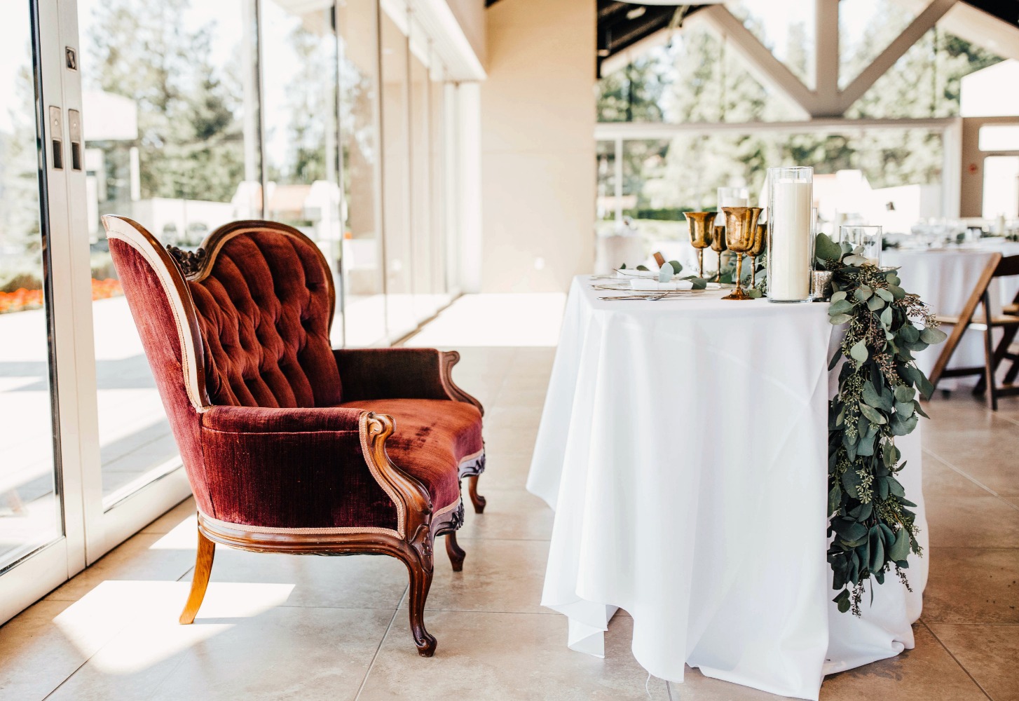 luxury-lakefront-wedding-with-diy