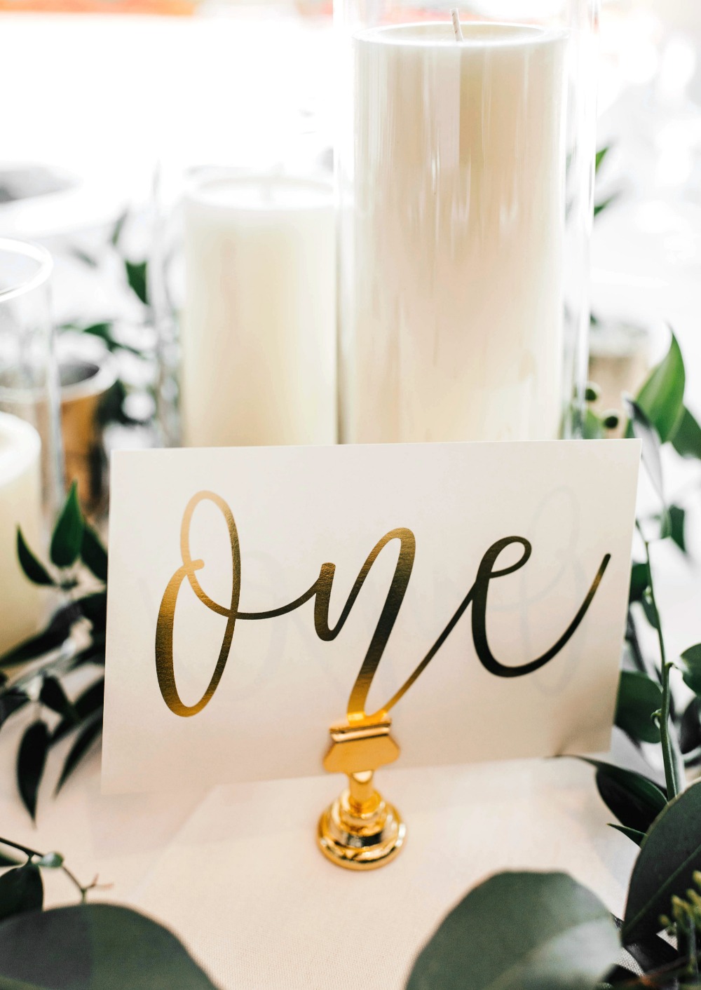 luxury-lakefront-wedding-with-diy